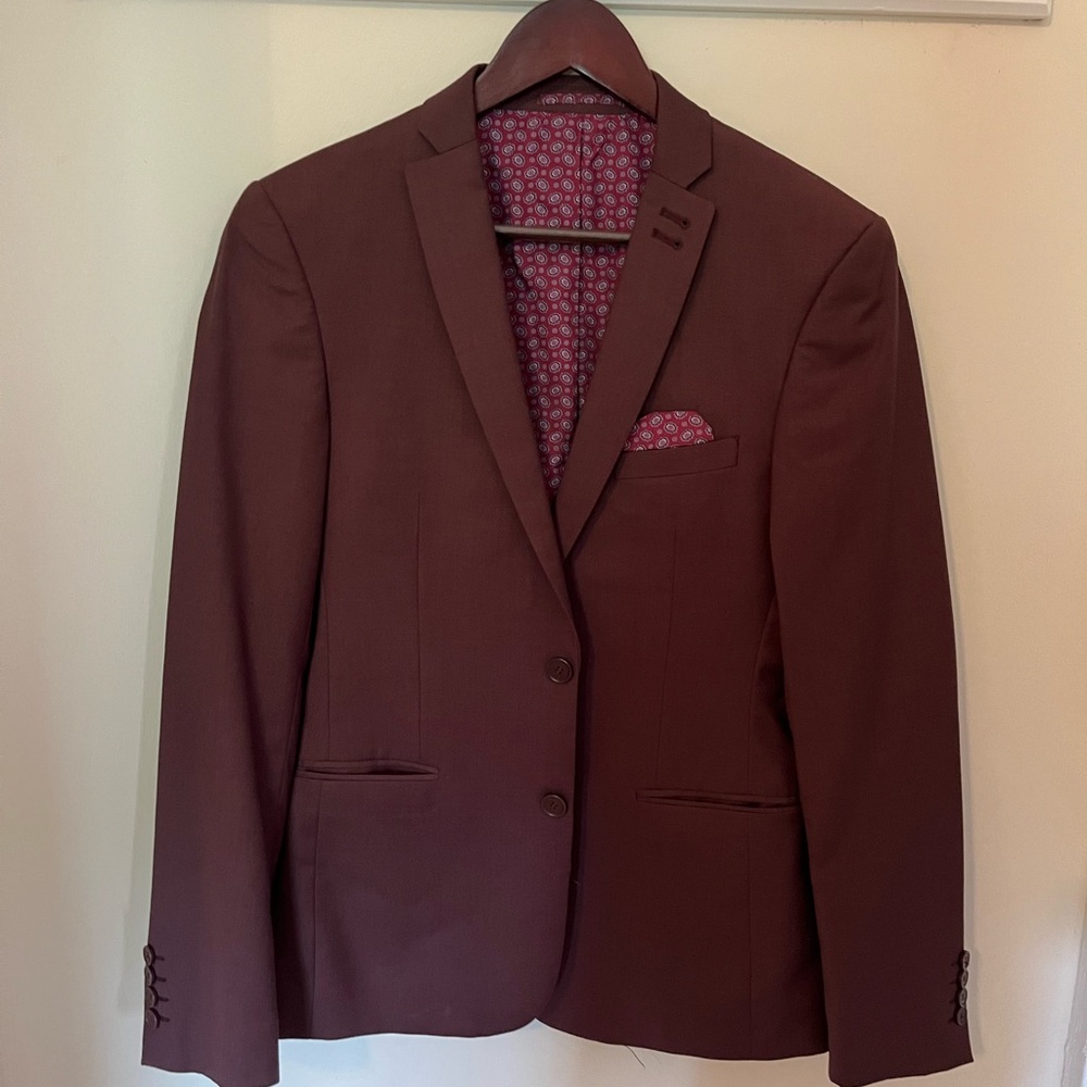 Rudie Burgundy Tapered Blazer